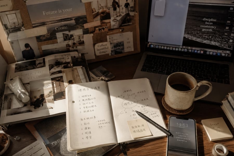人生劇本書寫練習,透過願景板與手寫筆記整理理想生活藍圖